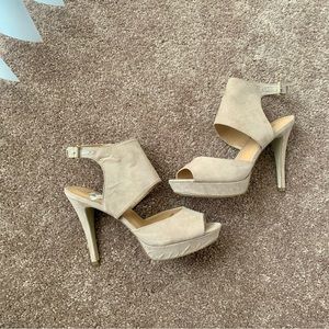 NWOT Nine West Open Toe Heel Sz 8 1/2 Tan Color Suede